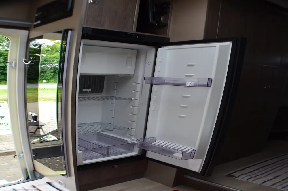  Chausson Titanium 720 im Lieferwagen von GA-Reisemobile